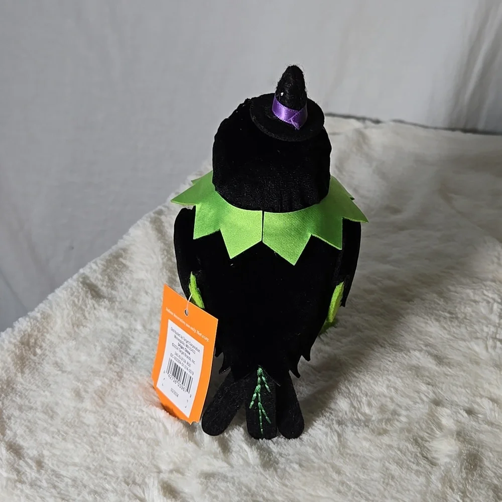 2024 Hyde and Eek Collectible Bird Spellma NWT Target Halloween - Picture 5 of 8